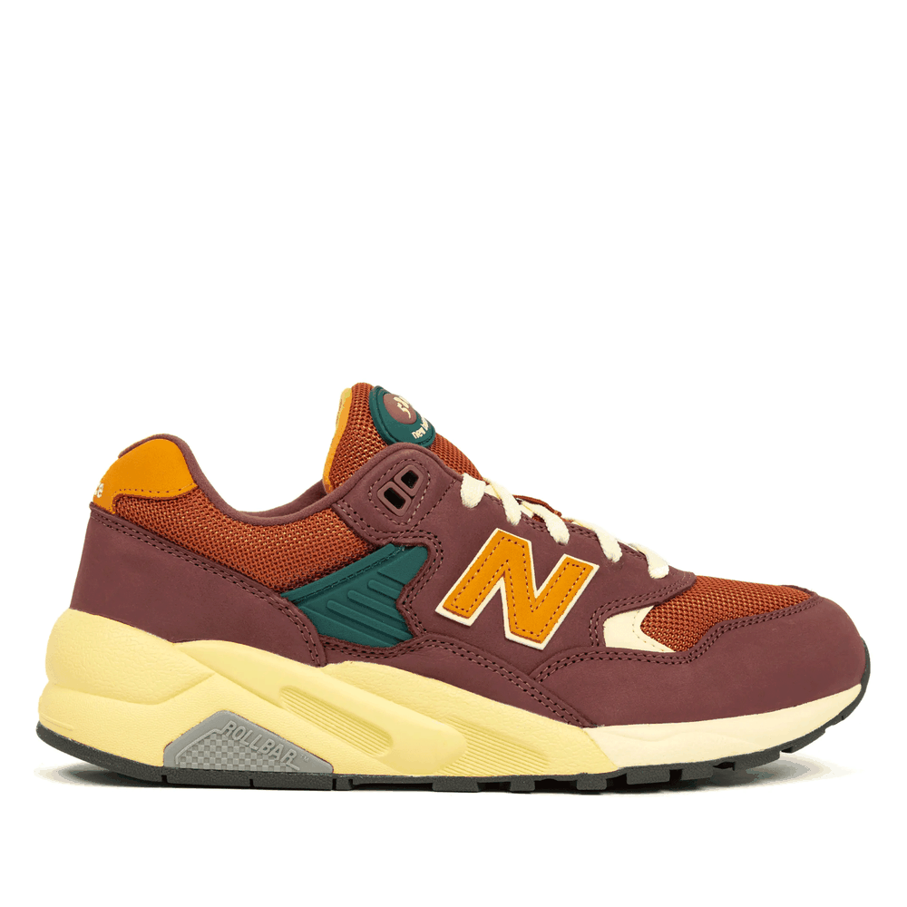 Topánky unisex New Balance MT580KDA - hnedé