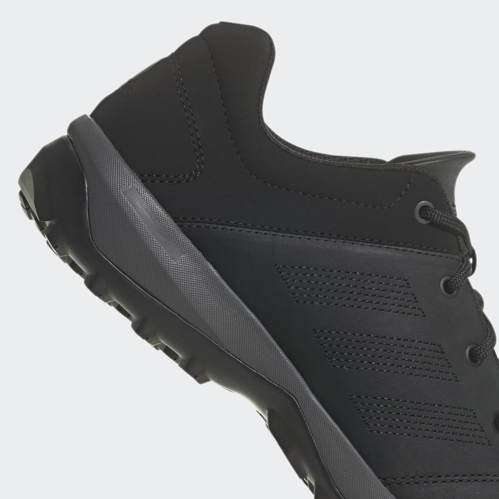 Topánky adidas Daroga Plus Lea New GW3614 - čierne