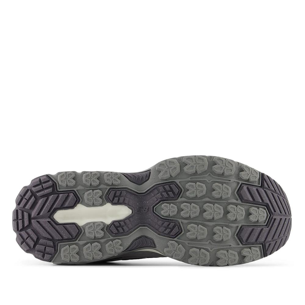 Dámske topánky New Balance 410 v9 W4107ZS - šedý