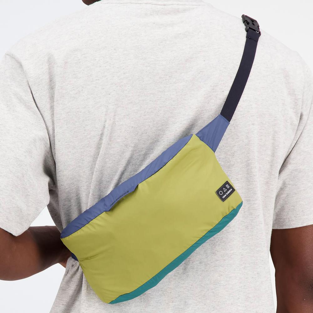 Pánska vetrovka New Balance MJ31507VDA - zelené