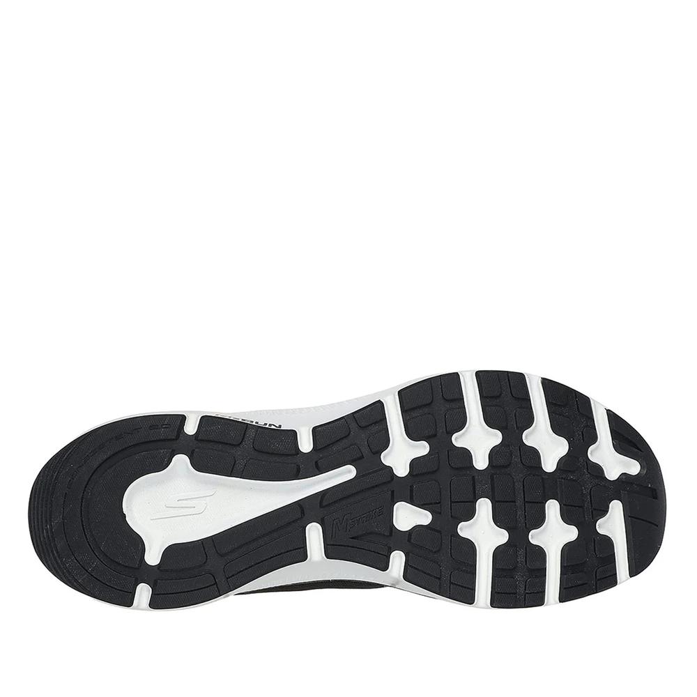 Pánske topánky Skechers GOrun Consistent 2.0 220865BKW - čierne