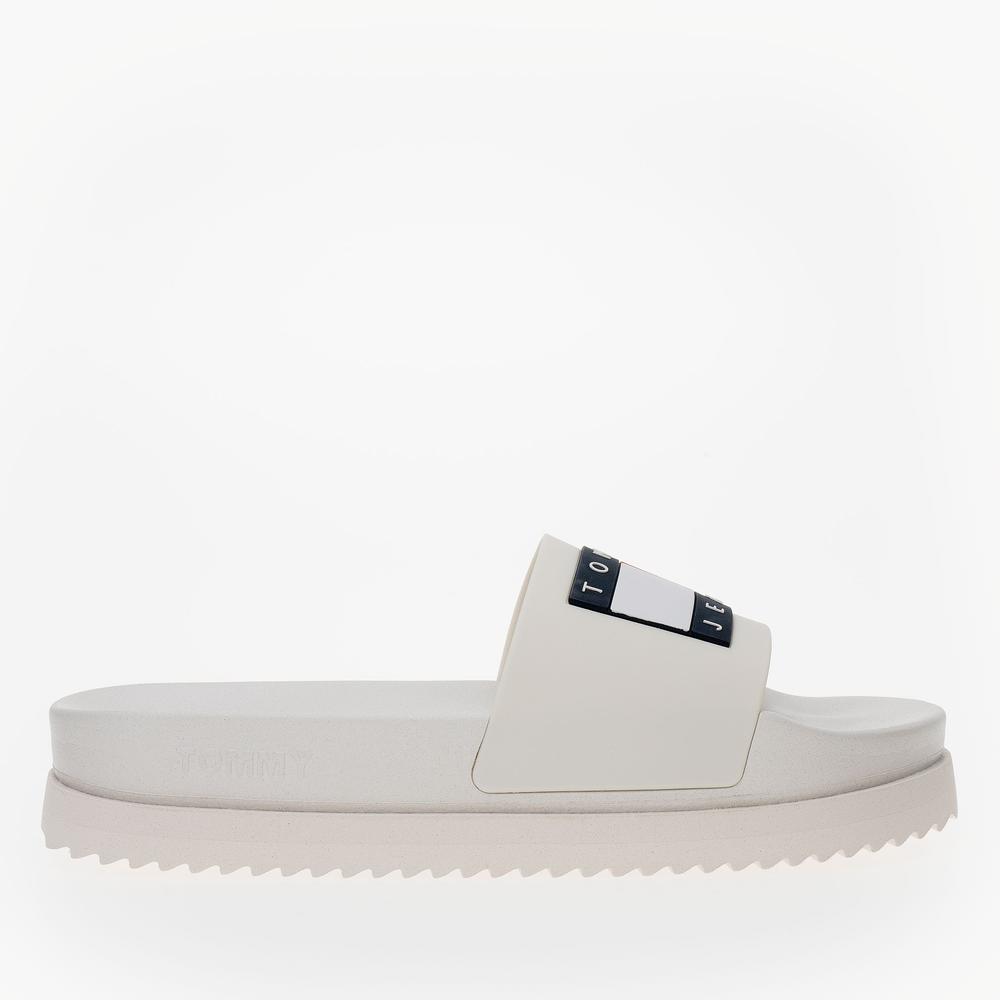 Klapky Tommy Jeans Elevated Flatform EN0EN02451-YBL - biele