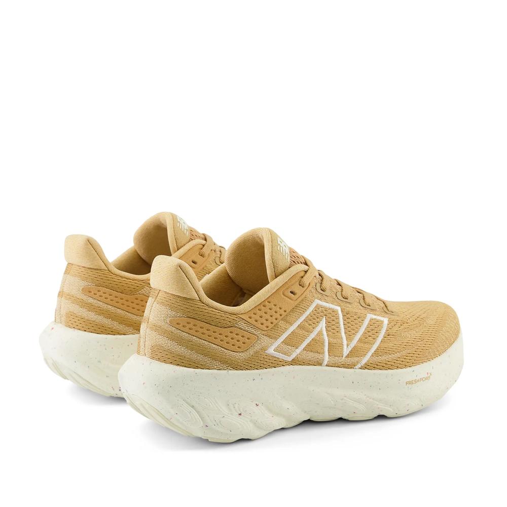 Topánky New Balance Fresh Foam 1080 v13 W1080N13 - hnedé