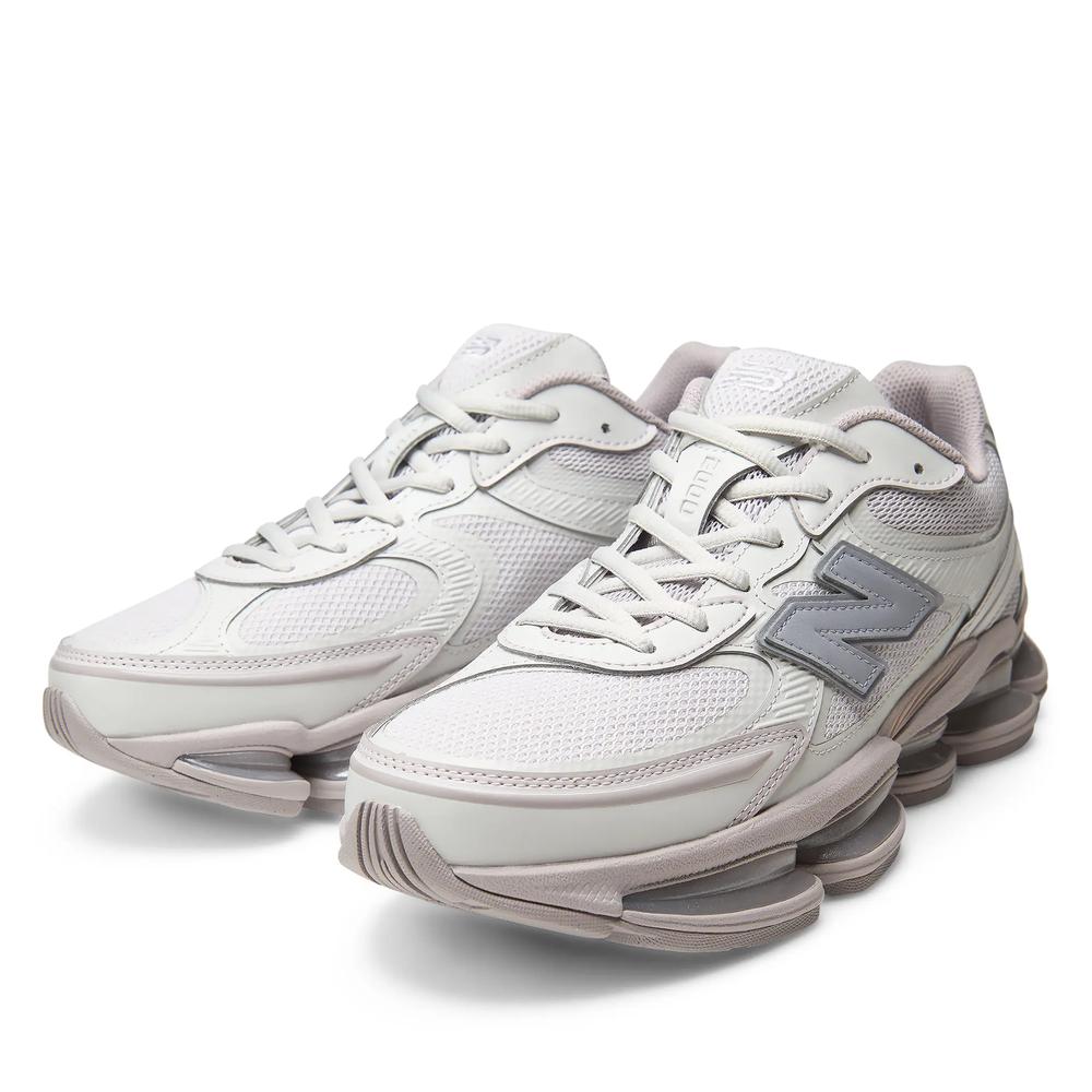 Unisex topánky New Balance U20001D3 - biele