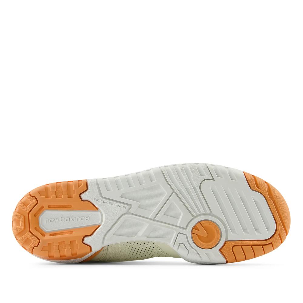 Dámske topánky New Balance BBW550AJ - béžové