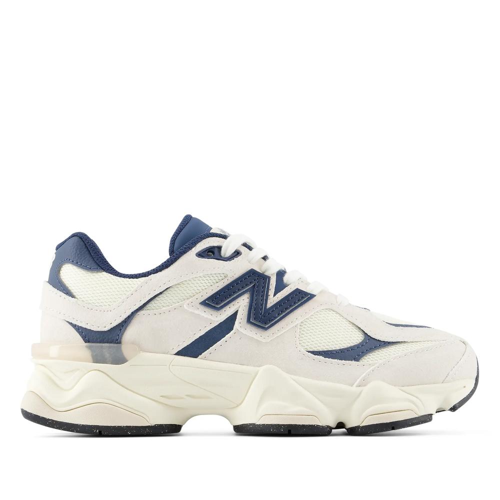 Detské topánky New Balance G90602JM - béžové