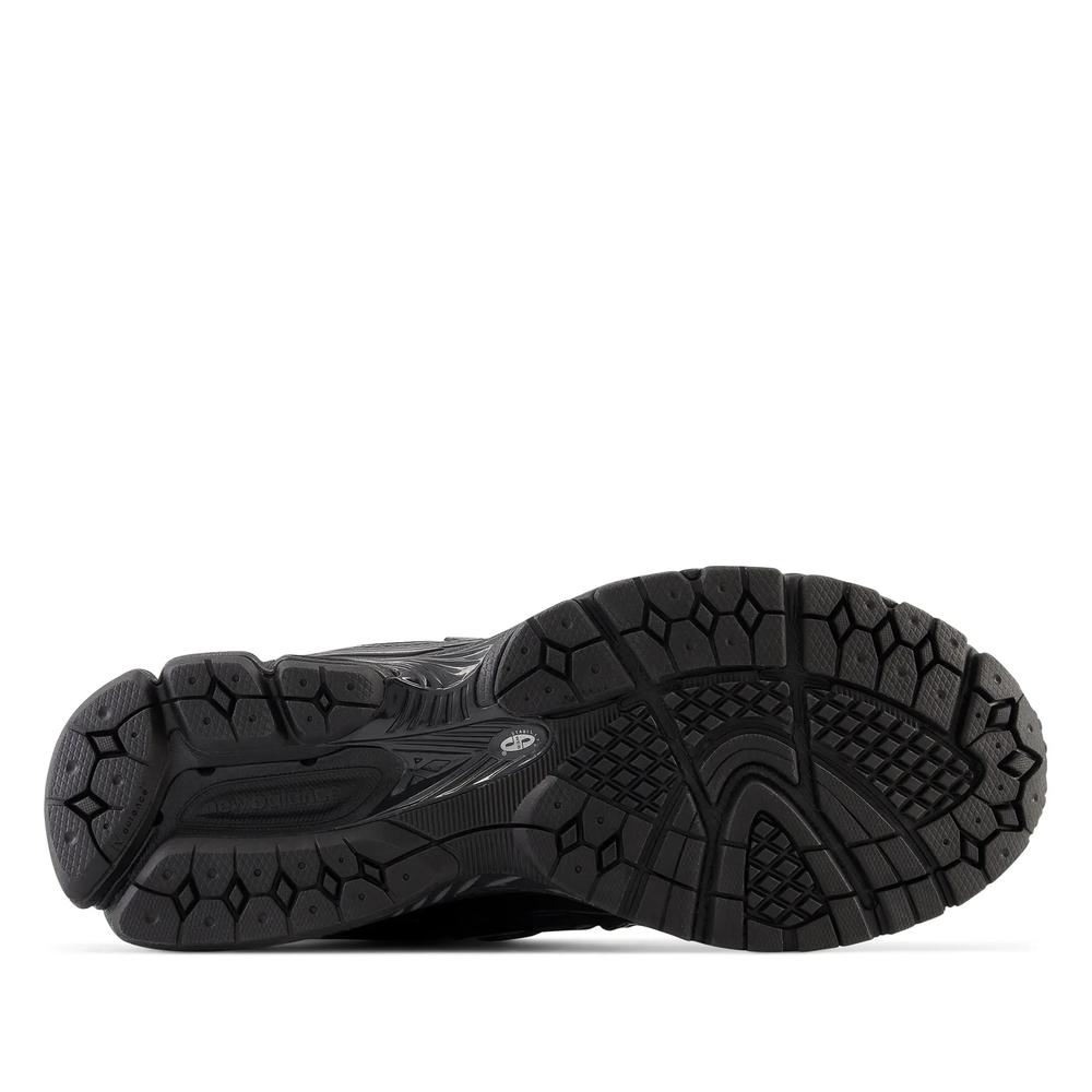 Topánky New Balance M1906RCH - čierne