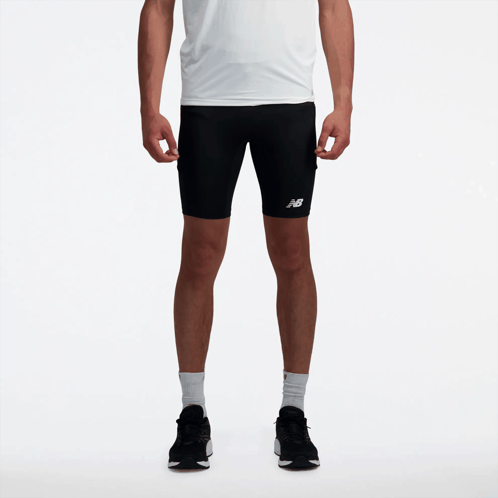Pánske šortky New Balance MS33283BK – čierne