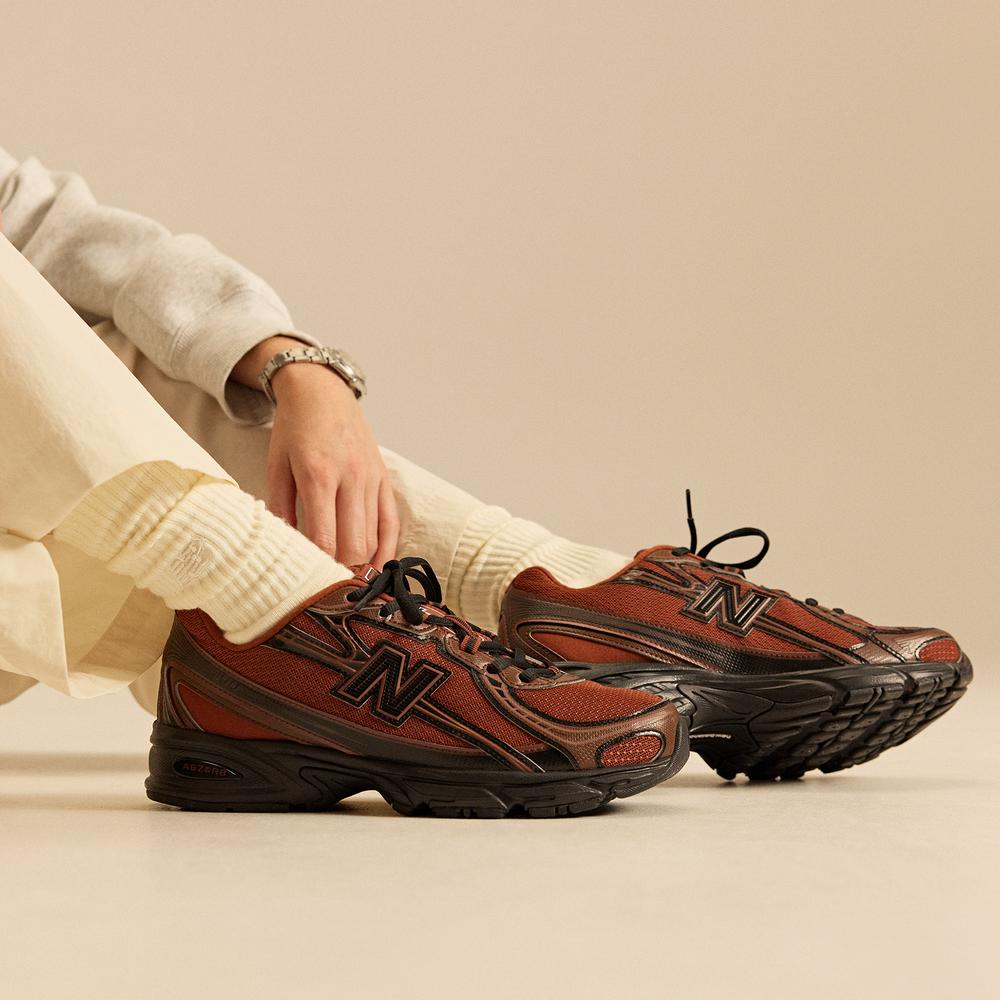 Unisex topánky New Balance U7407CB - hnedé