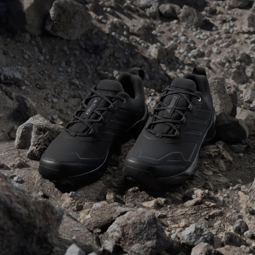Pánske topánky adidas Terrex Skychaser AX5 GTX JQ2210 - čierne