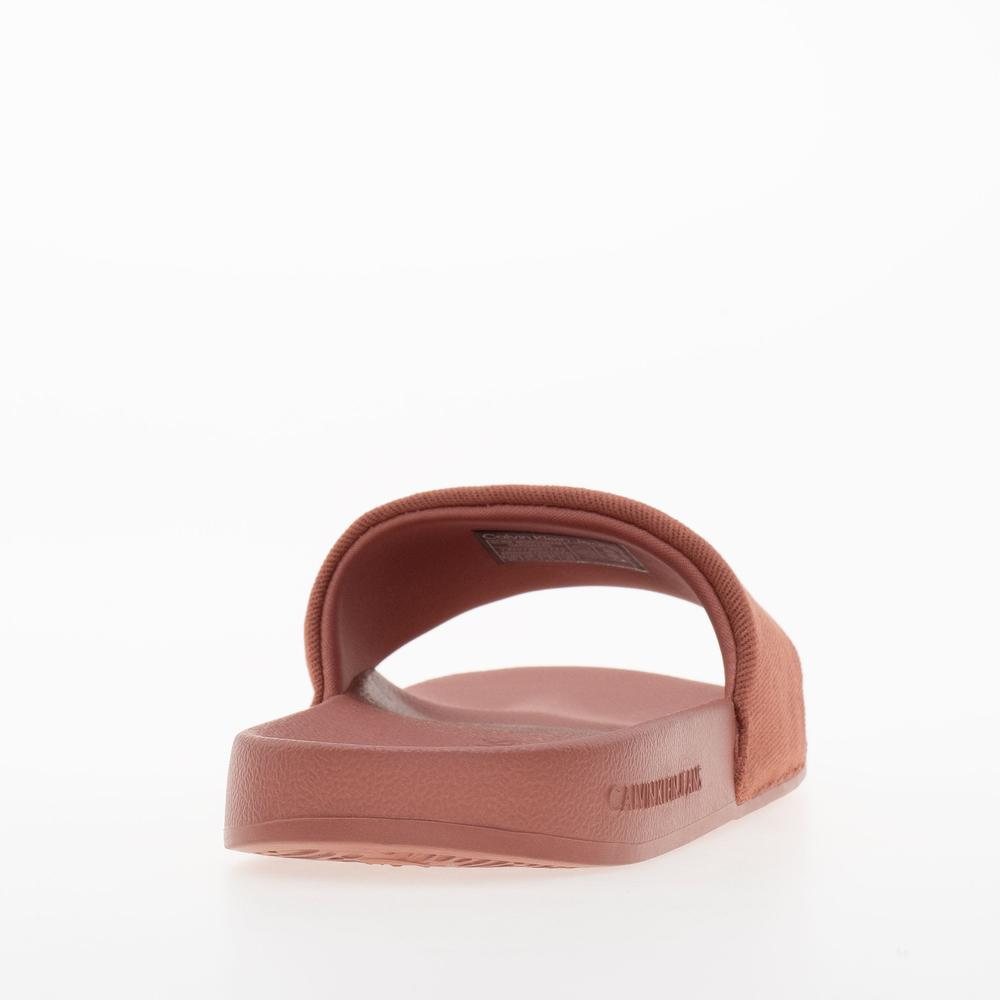Klapky Calvin Klein Slide Monogram Hardware YW0YW01713-GAM - pomarančové
