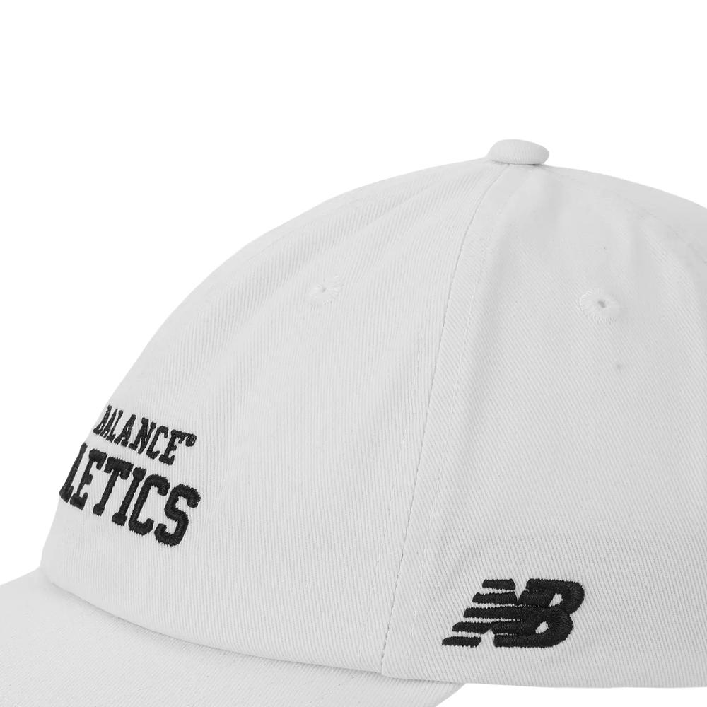 Čiapka s dážďom New Balance LAH51014SST - biele