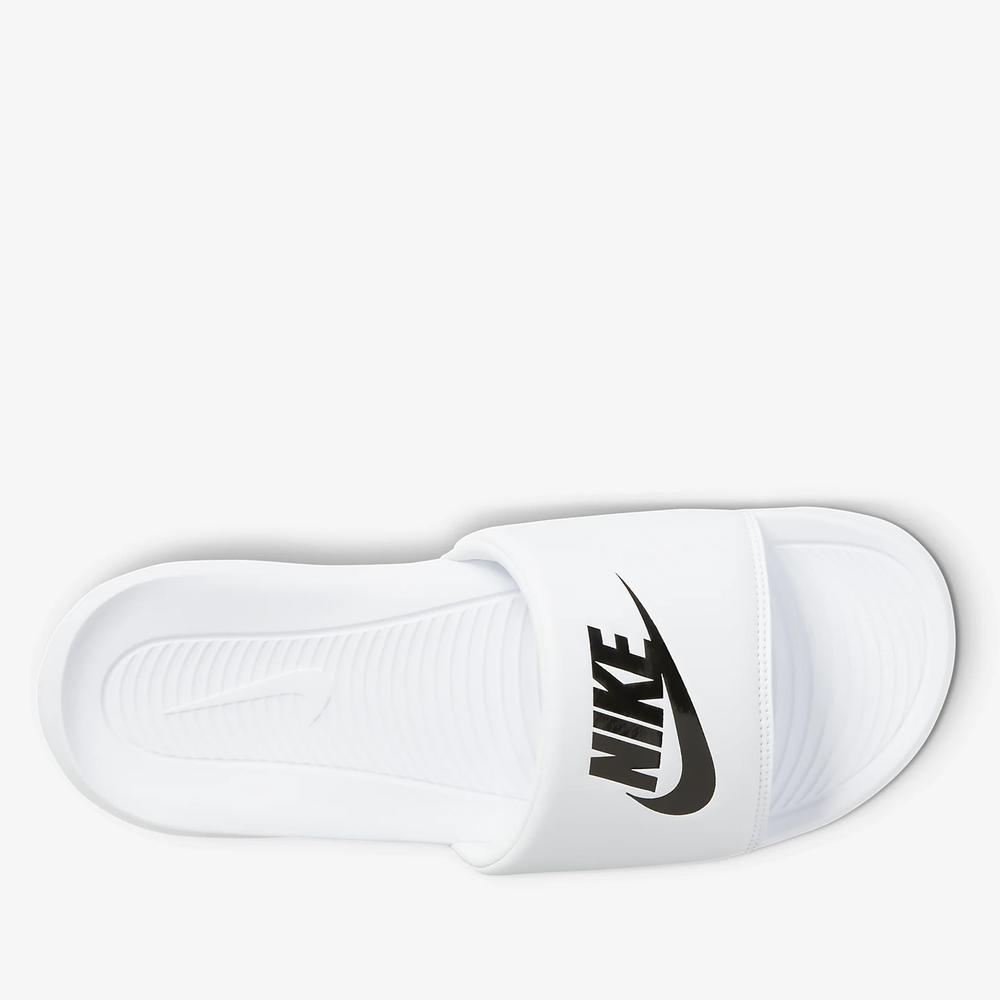 Klapky Nike Victori One CN9675-100 - biele