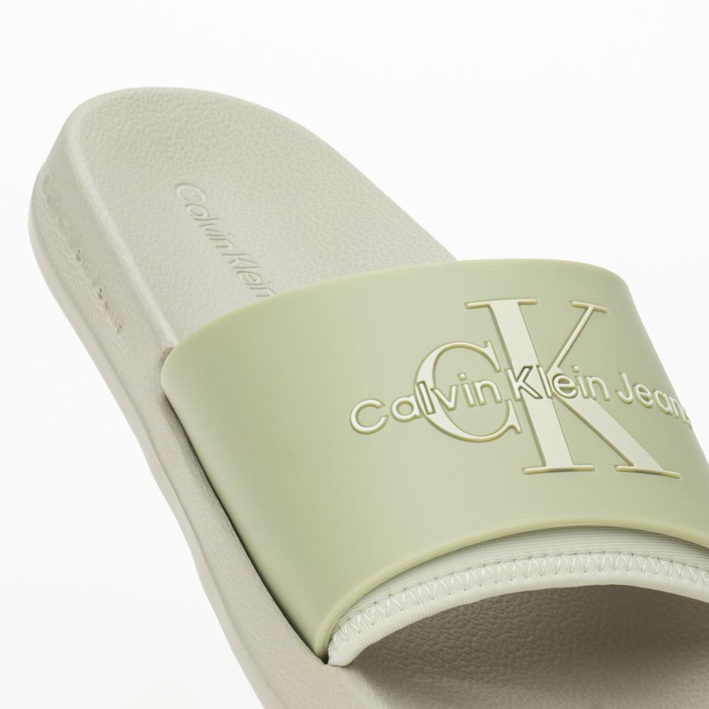 Klapky Calvin Klein Slide Monogram TPU YW0YW00585-0F4 - zelené