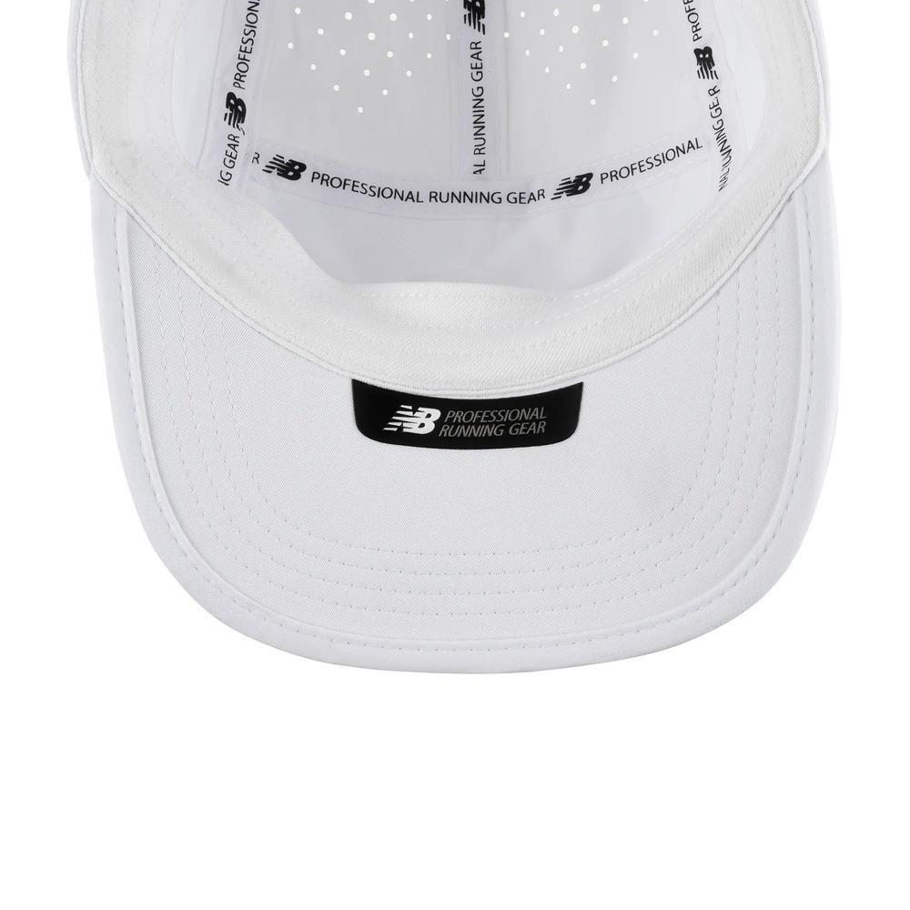 Čiapka New Balance LAH41001WT - biele