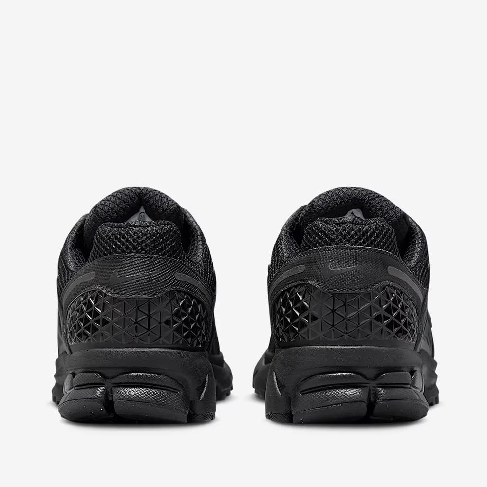 Pánske topánky Nike Zoom Vomero 5 BV1358-003 - čierne