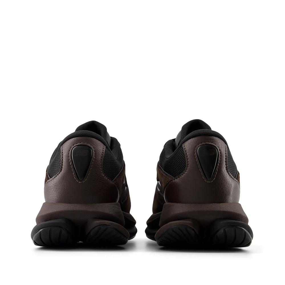 Unisex topánky New Balance UTFOA8GD - hnedé