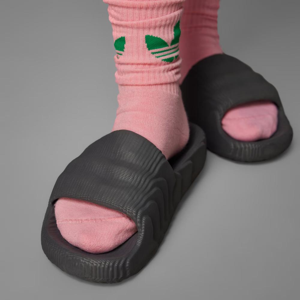Klapky adidas Adilette 22 HP6522 - šedý