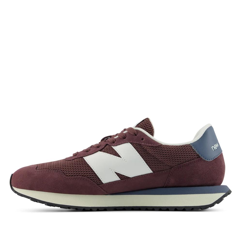Unisex topánky New Balance M2371PK - bordóvé
