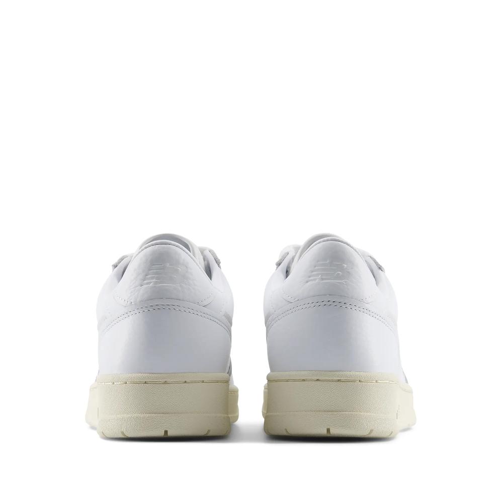 Unisex topánky New Balance U9506I0 - biele