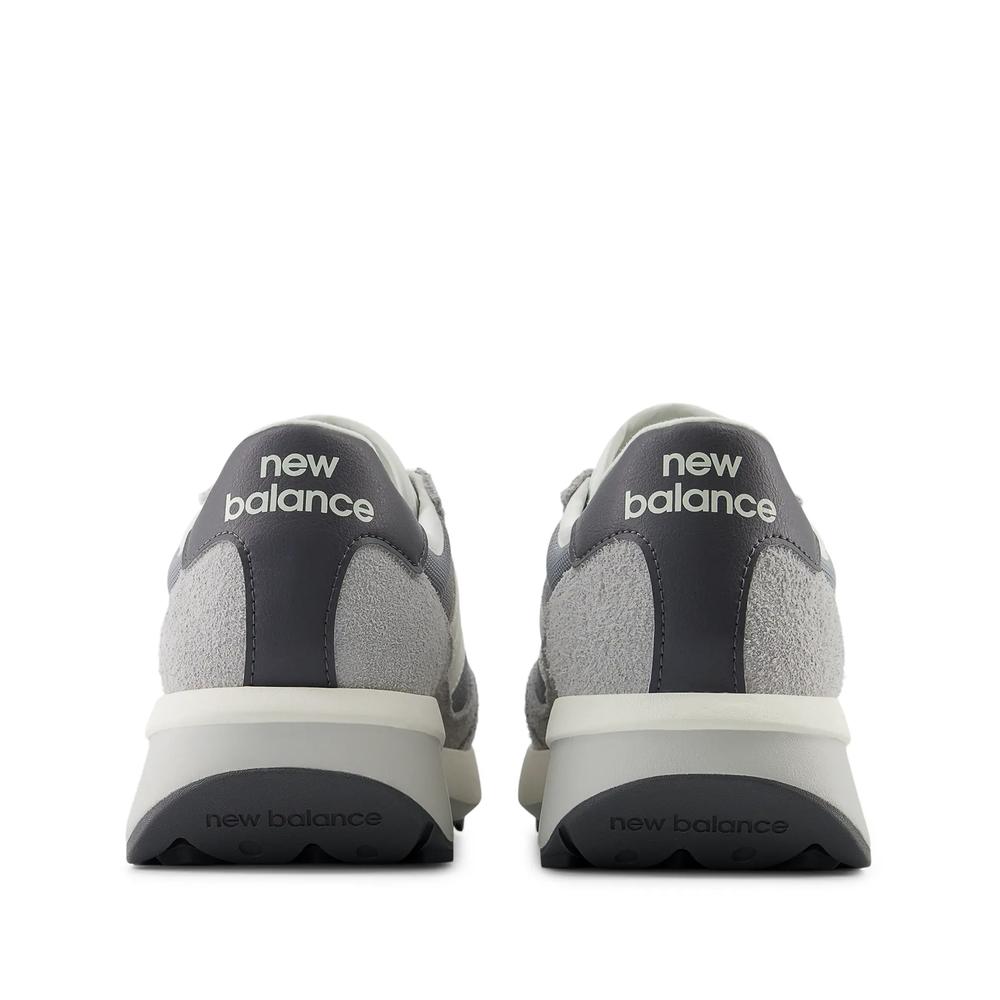 Topánky New Balance U370AH - šedý