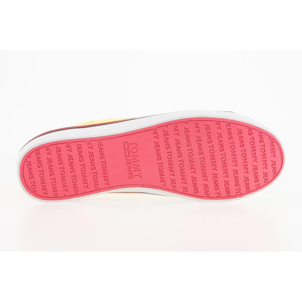 Topánky Tommy Jeans Essential Low EN0EN01796-ZGF - žltá