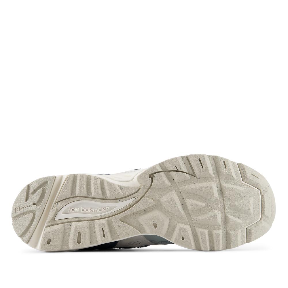 Unisex topánky New Balance U880R69L - šedý