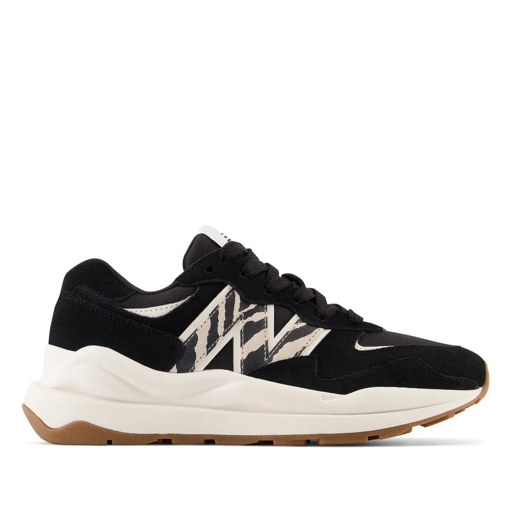Topánky New Balance W5740APA - čierne