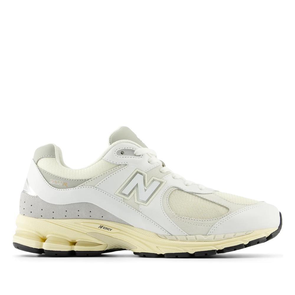 Topánky New Balance M2002RIA - biele