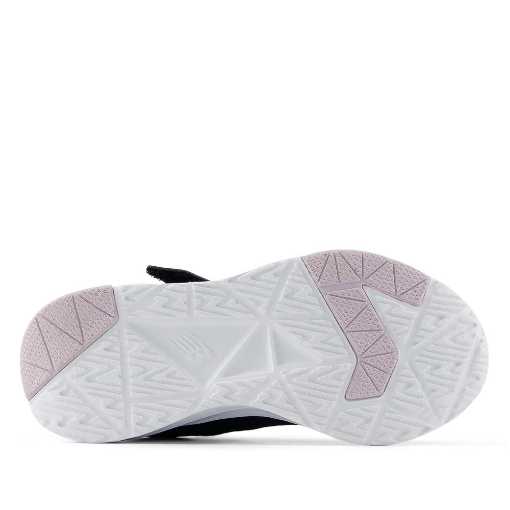 Detské topánky New Balance P57823W - čierne