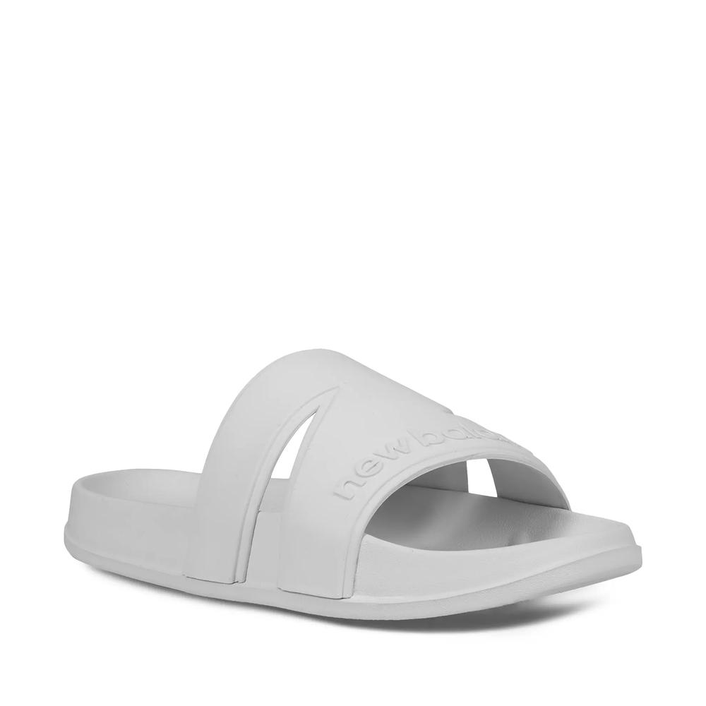 Klapky New Balance SUF20SQ1 - biele