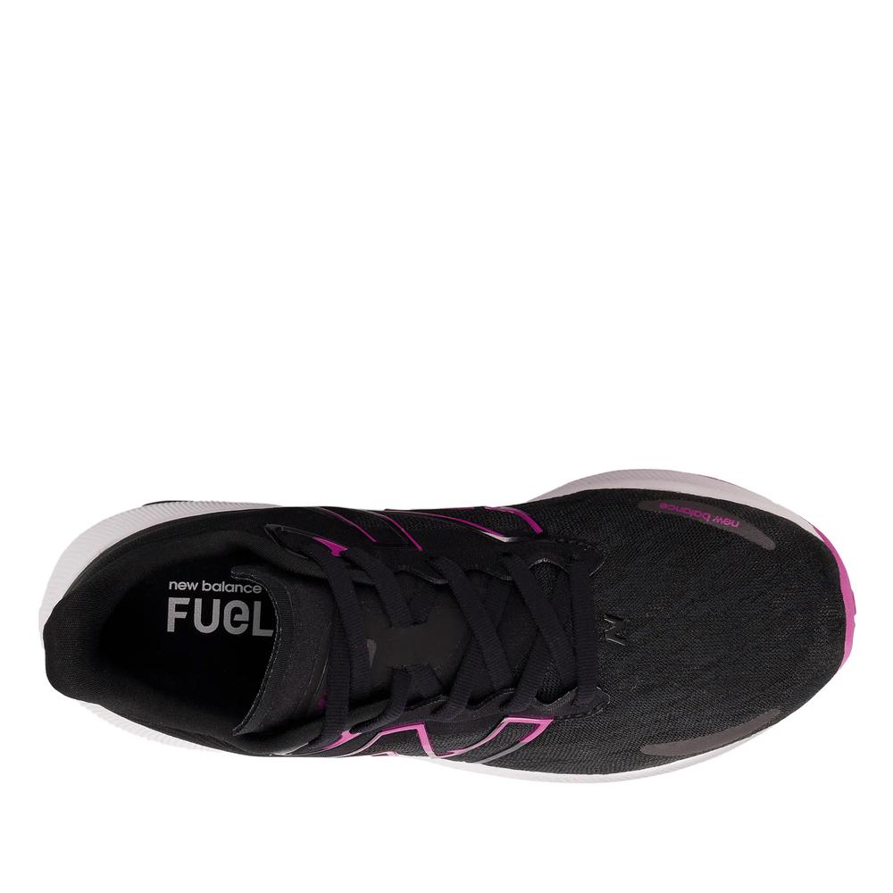 Dámske topánky New Balance FuelCell Propel v3 WFCPRCD3 – čierne