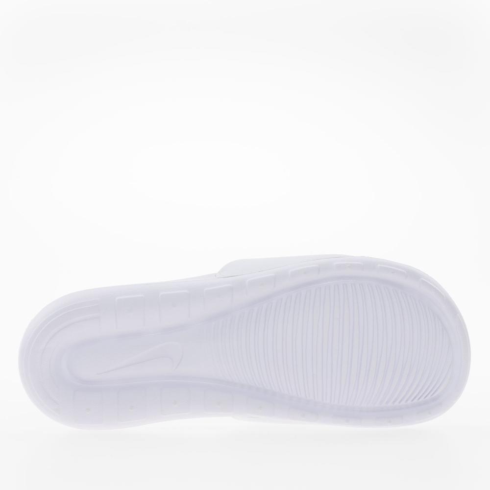 Klapky Nike Victori One CN9675-102 - biele