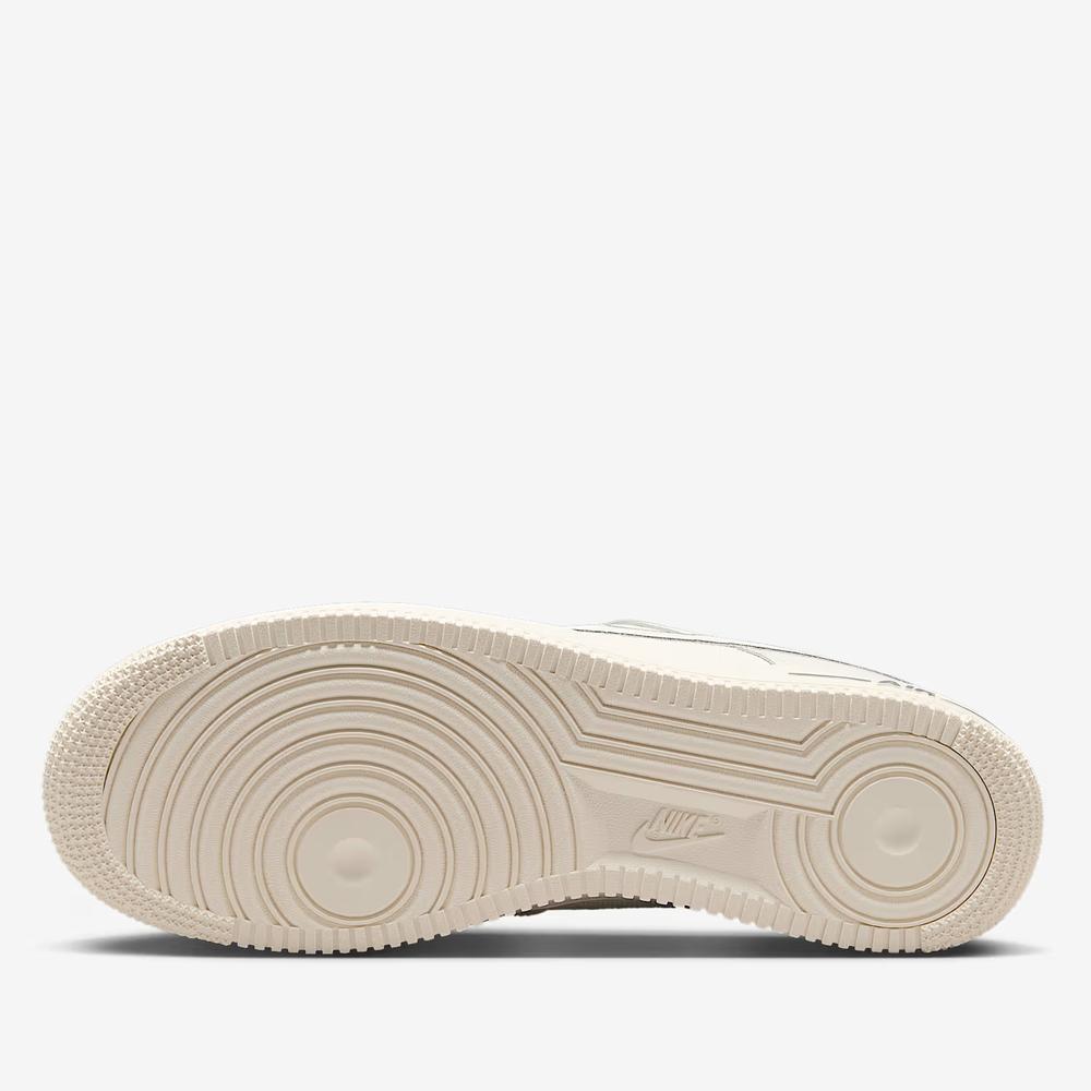 Pánske topánky Nike Air Force 1 '07 Essential IB7677-101 - biele