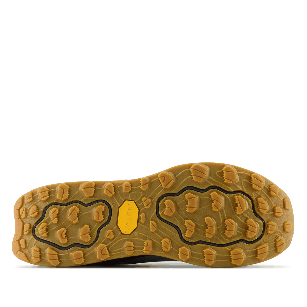 Topánky New Balance Fresh Foam Hierro v7 MTHIGQ7 - šedý