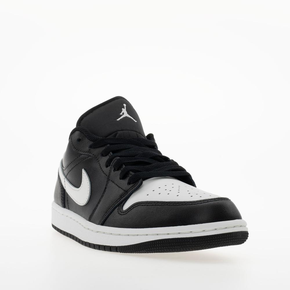 Topánky Nike Air Jordan 1 Low 553558-043 - čierne