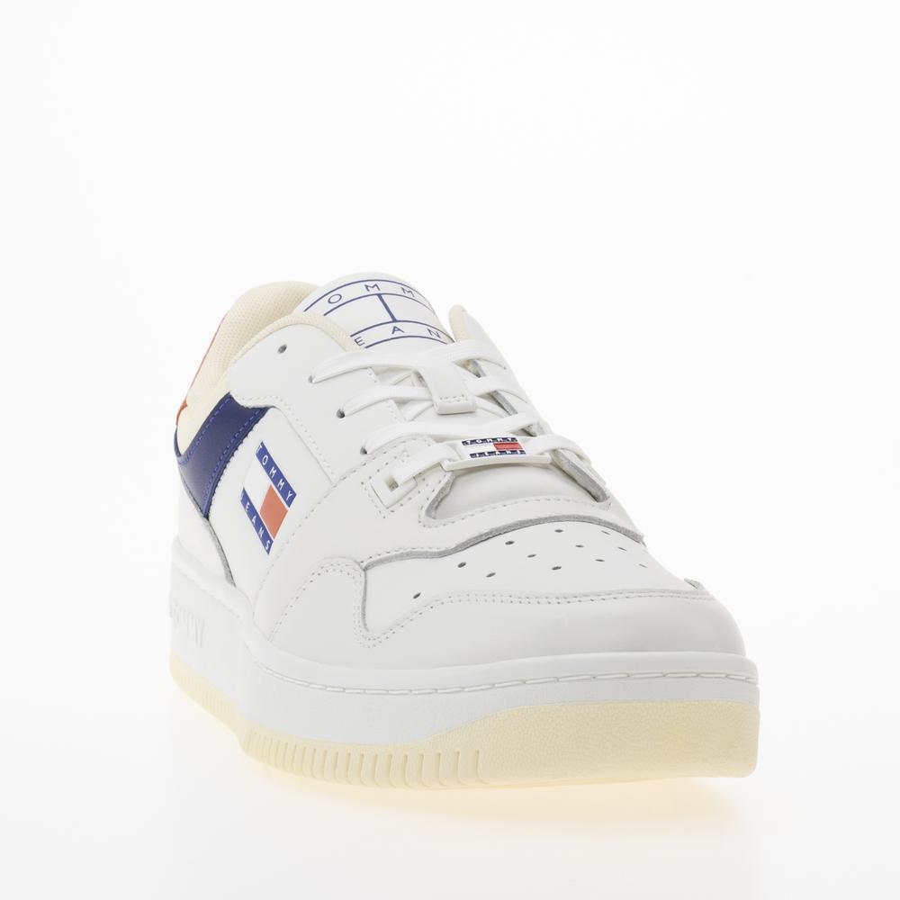 Topánky Tommy Jeans Premium Leather Basketball EM0EM01216-0GY - biele