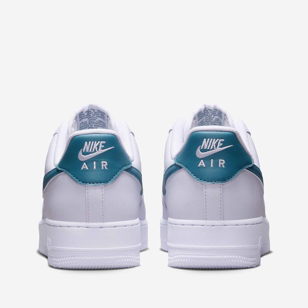 Pánske topánky Nike Air Force 1 '07 FJ4146-114 - biele