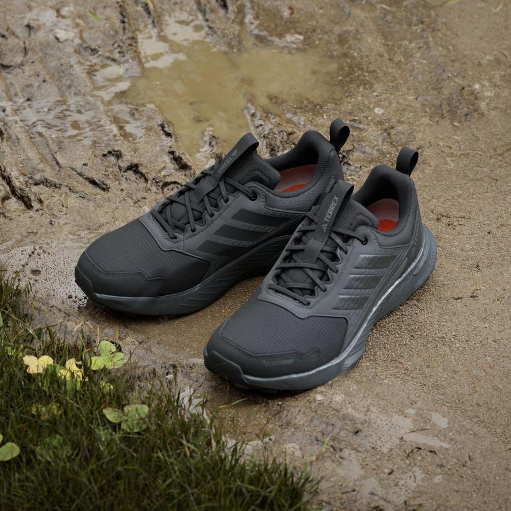 Topánky pánske adidas Terrex Tracefinder 2 Climaproof JI0274 - čierne