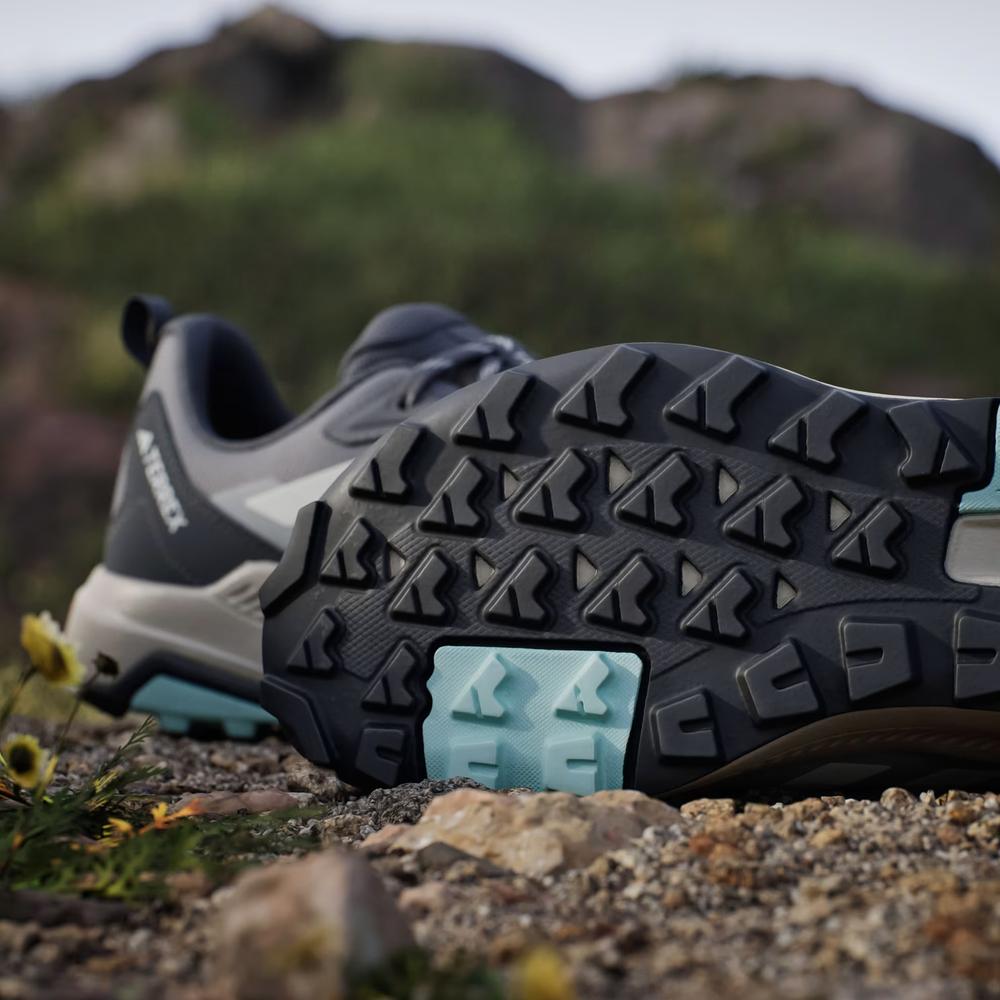 Dámske topánky adidas Terrex Anylander Rain.Rdy Hiking JR6603 - čierne
