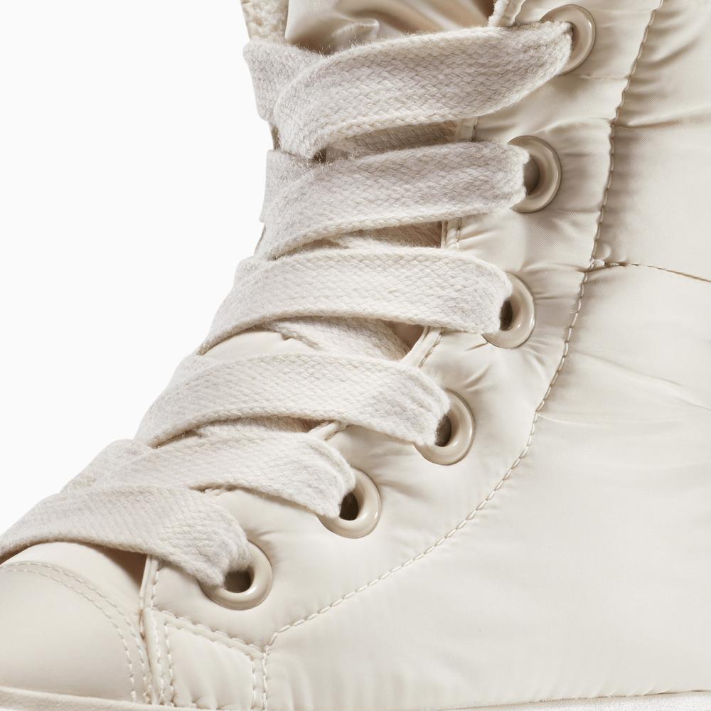 Dámske topánky Converse Chuck Taylor All Star Elements Boot A14273C - biele