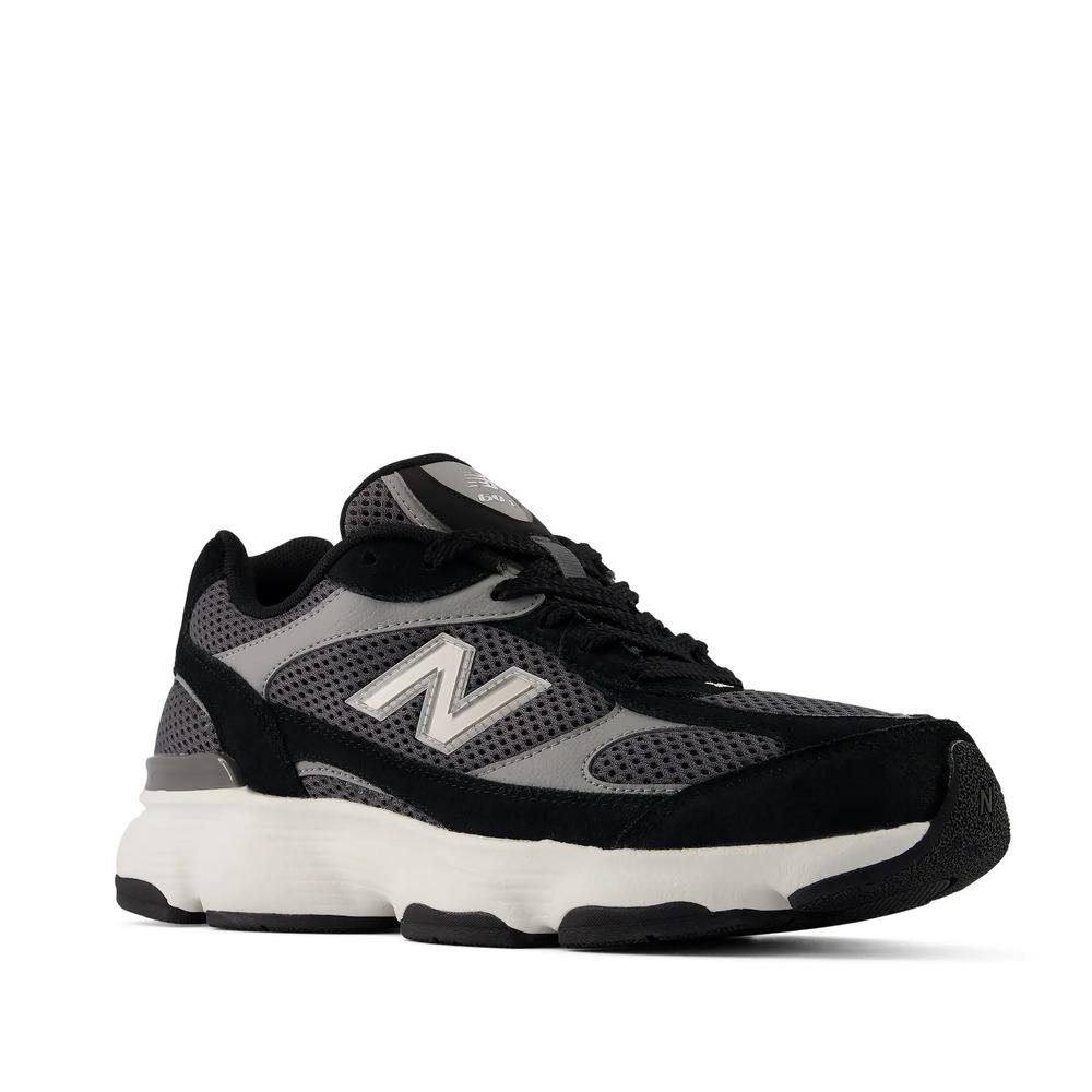 Pánske topánky New Balance M603107 - čierne
