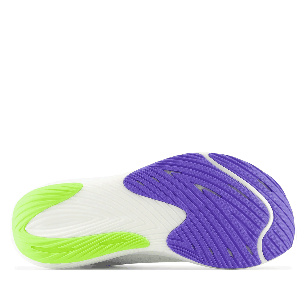 Topánky New Balance FuelCell Rebel v3 WFCXCC3 - biele