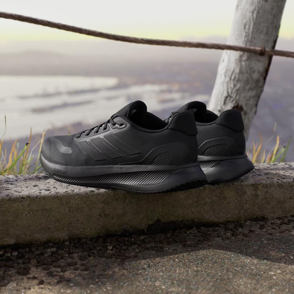 Topánky adidas Runfalcon 5 IE8812 - čierne