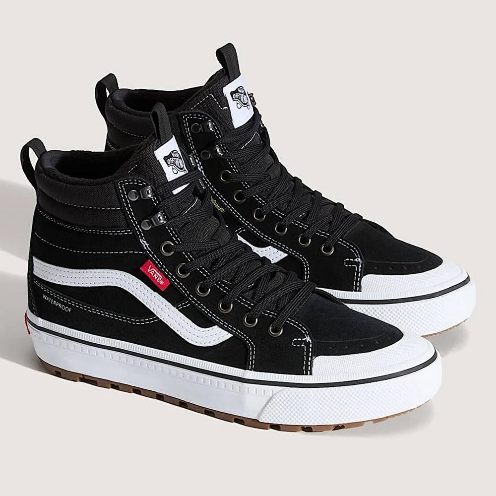 Dámske topánky Vans SK8-Hi Waterproof VN000DAQBA21 - čierne