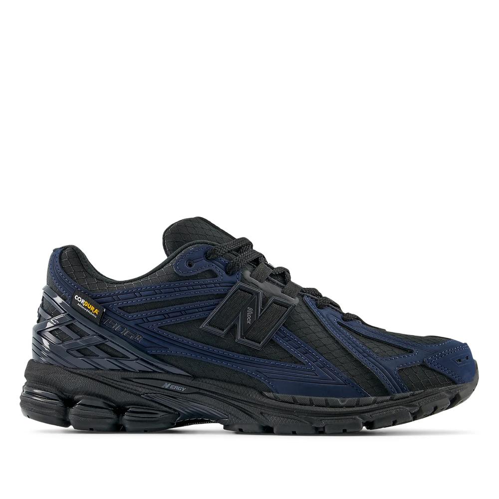 Pánske topánky New Balance M1906RWE - čierne