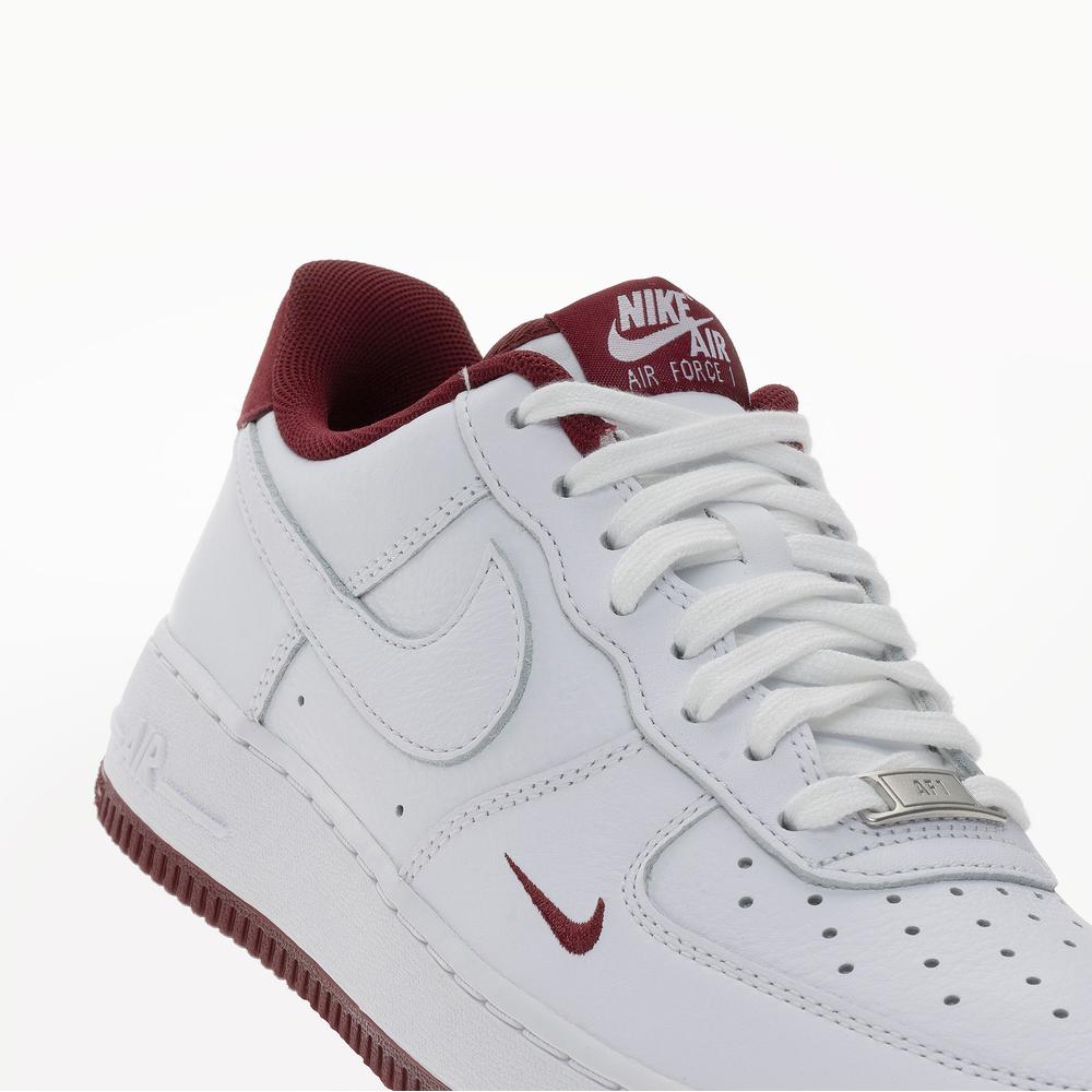 Topánky pánske Nike Air Force 1 '07 LV8 HM9483-100 - biele