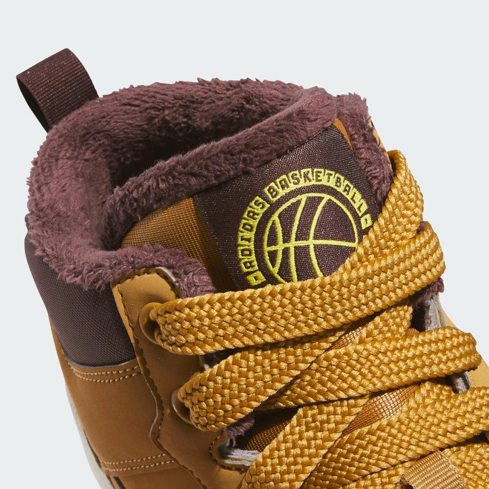 Mužský topánky adidas Sportswear Rapid Court Mid Winterized JR0171 - hnedé