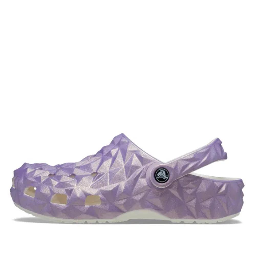 Klapky Crocs Classic Iridescent Geometric Clog 209841-100 - fialové