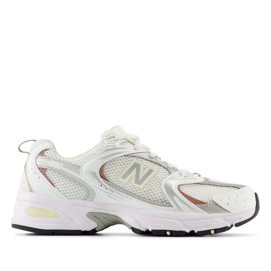 Topánky unisex New Balance MR530SGA - biele